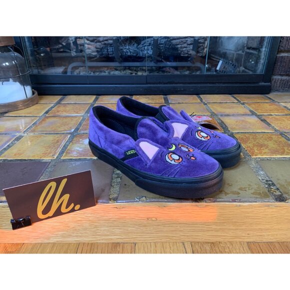 Kids 2.5 Vans x Sailor Moon “Luna” Purple Plush Slip On Shoes - Picture 4 of 7